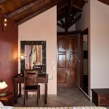 Hotel Terpou Stonehouse And 