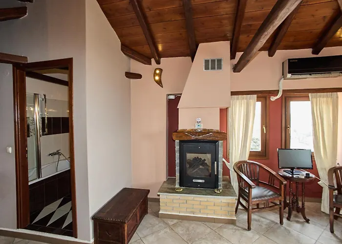 Terpou Stonehouse And 